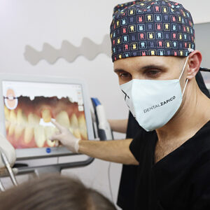 Implantes dentales en Piedras Blancas Clínica Dental